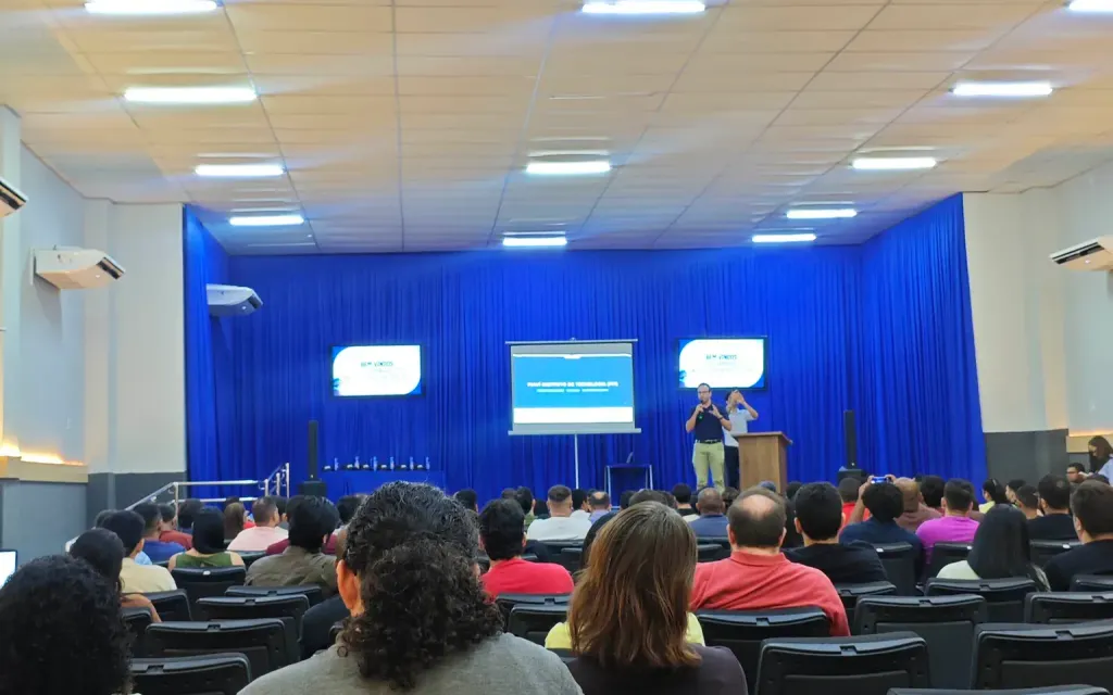 Centro Cultural de Linguas Padre Raimundo José - CCL