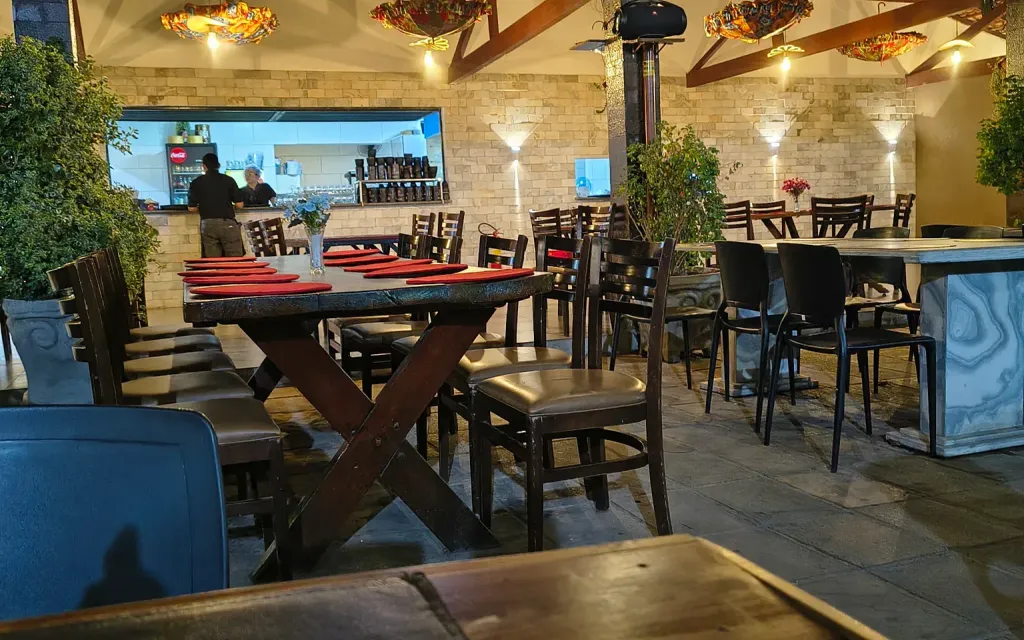 Espaço Castanhola - Restaurante em Piripiri