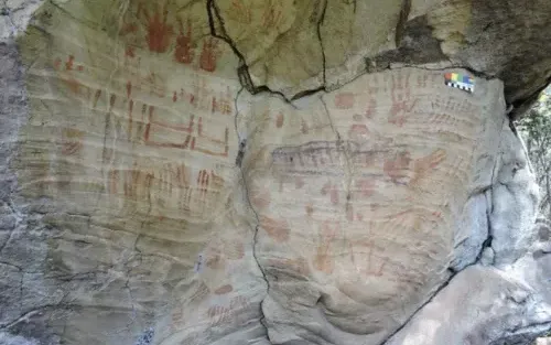 Sítio Arqueológico Pedra das Letras no Piauí - foto 1