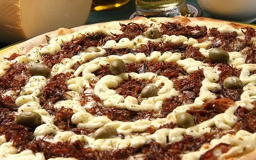 Pizza de carne de sol em Campo Maior - foto 1
