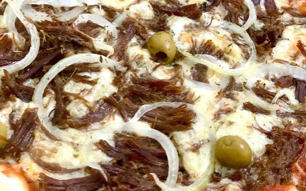Pizza de carne de sol em Campo Maior - foto 3